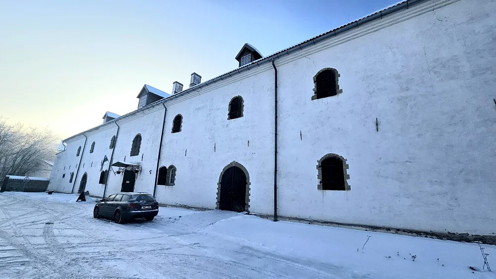 Historiallinen makasiinirakennus