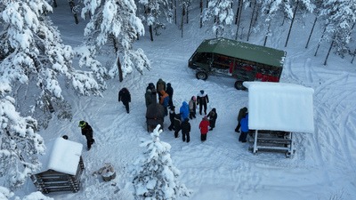 “Kolm laksu” koos ampsuga 