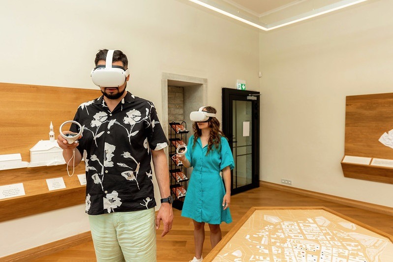 Virtuaalinen aikamatka Narvan raatihuoneella.