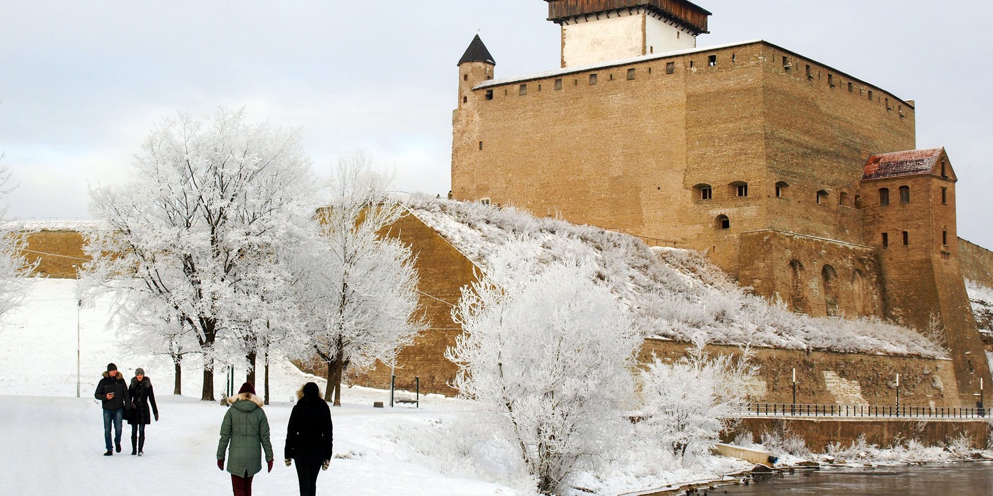 Talvine Narva linnus