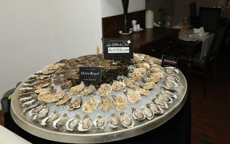 Austrite ja mereandide õhtusöök Saka Mõisas 1.05