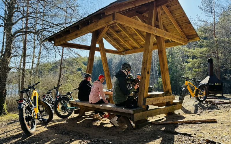 Avasta Alutaguse rahvusparki elektriliste fatbike’idega – kaks ühe hinnaga!