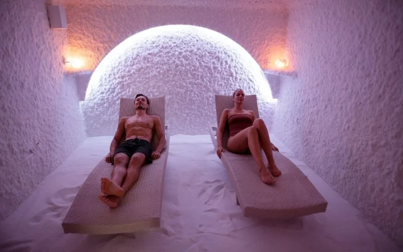 Seikle ja puhka Saka Mõisas